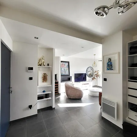 Art'24 Porte Du Luxembourg Gare